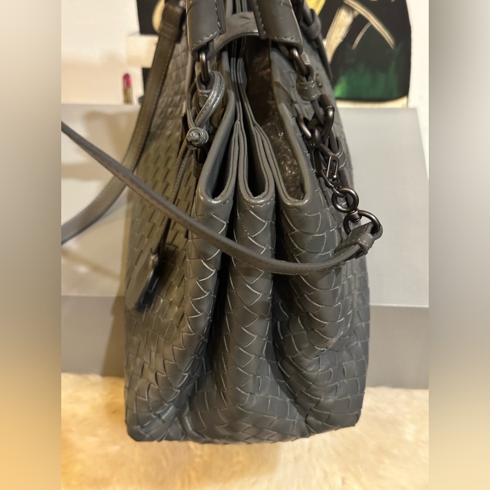 ๐ฅ BOTTEGA VENETA ROMA HANDBAG 2 WAY INTERECCIATO NAPPA LEATHER w/ Dust Bag - Picture 16 of 16